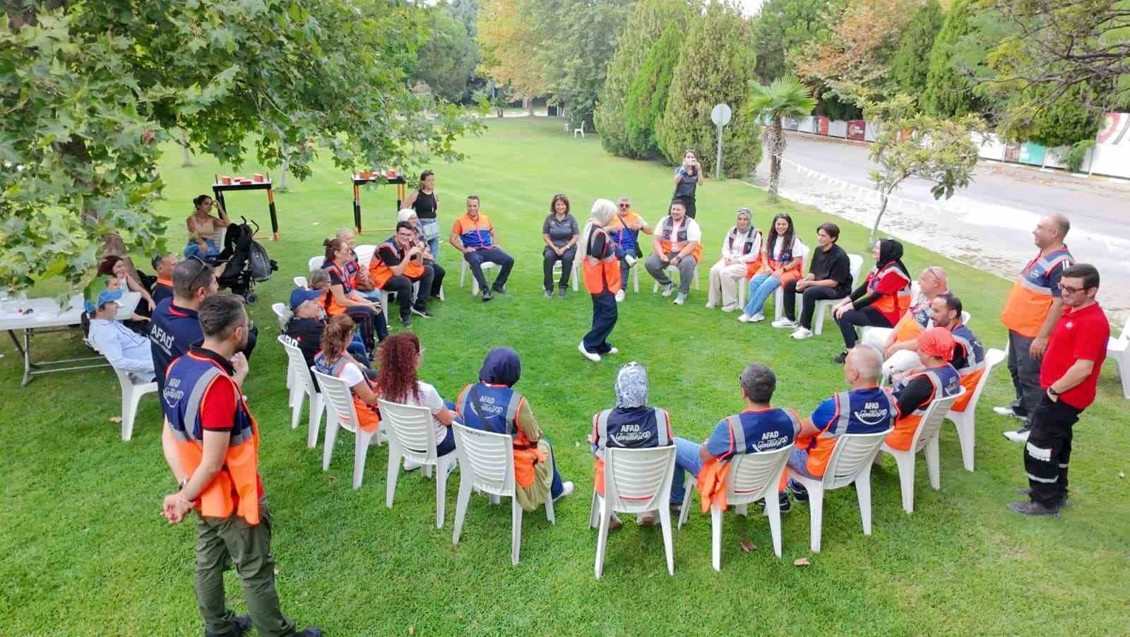 Manisa’da 20 binden fazla AFAD gönüllüsü afetlere karşı hazır