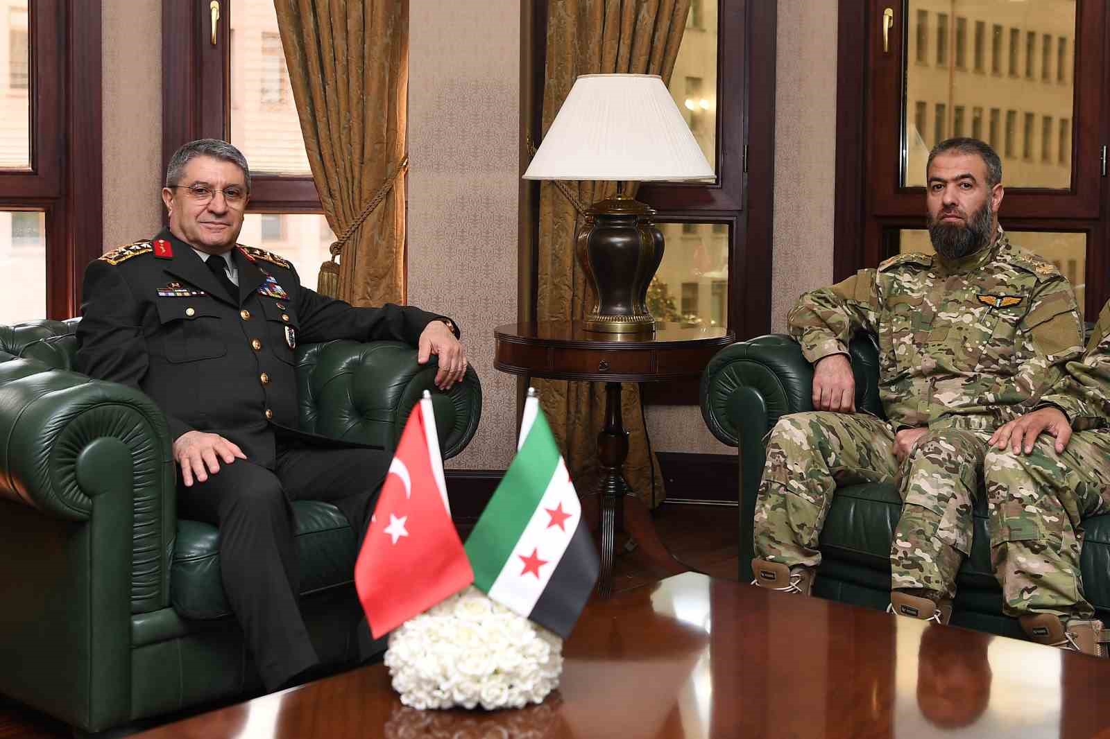 Genelkurmay Başkanı Orgeneral Bayraktaroğlu, Suriye Hava Kuvvetleri Komutanı Hawary’i kabul etti