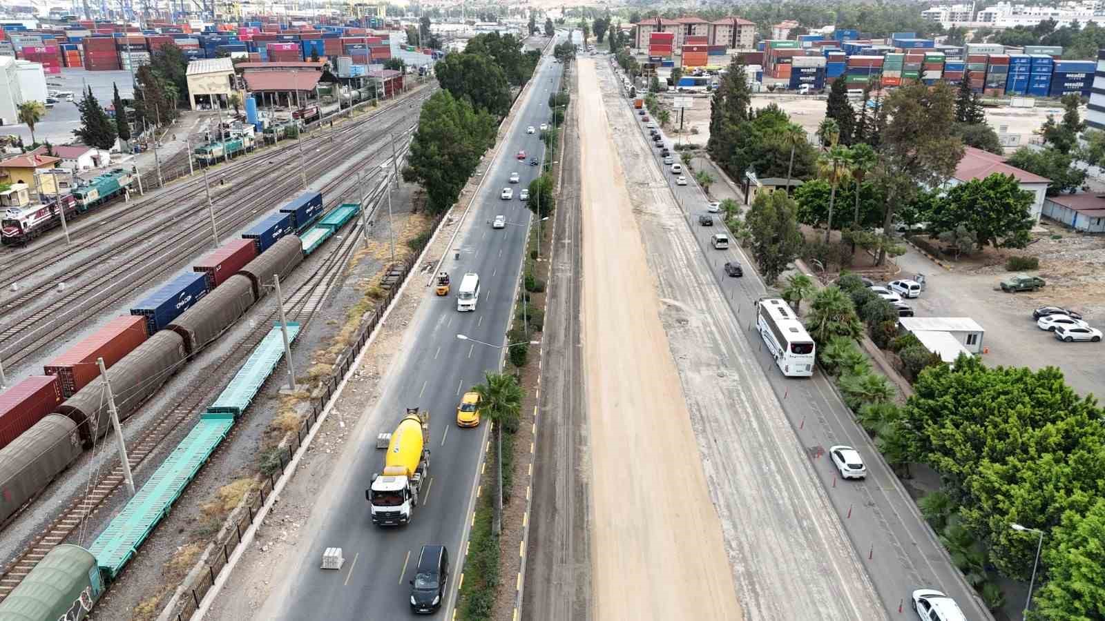 Hatay Büyükşehir Belediyesi, İskenderun’da yıllardır süren trafik sorununa son verdi