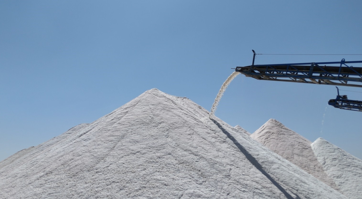 Anadolu&rsquo;nun beyaz hazinesi: Tuz G&ouml;l&uuml;&rsquo;nden 50 &uuml;lkeye tuz ihracatı
