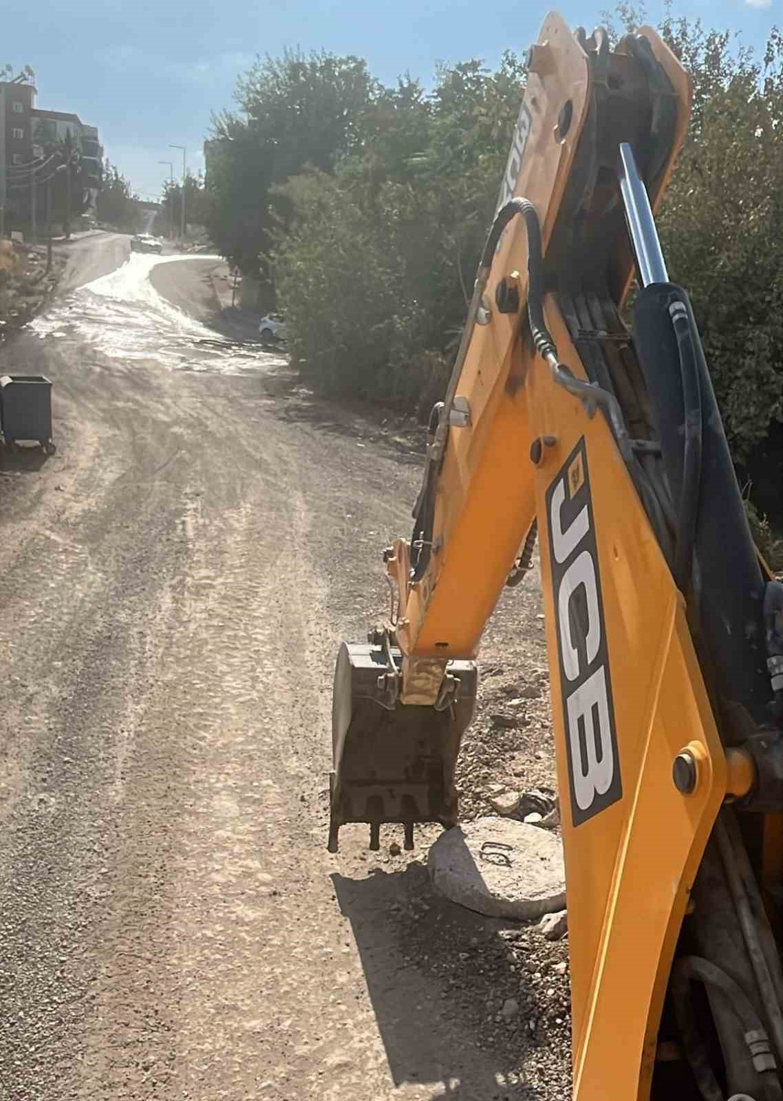 Tehlike saçan lağım çukuru kapatıldı