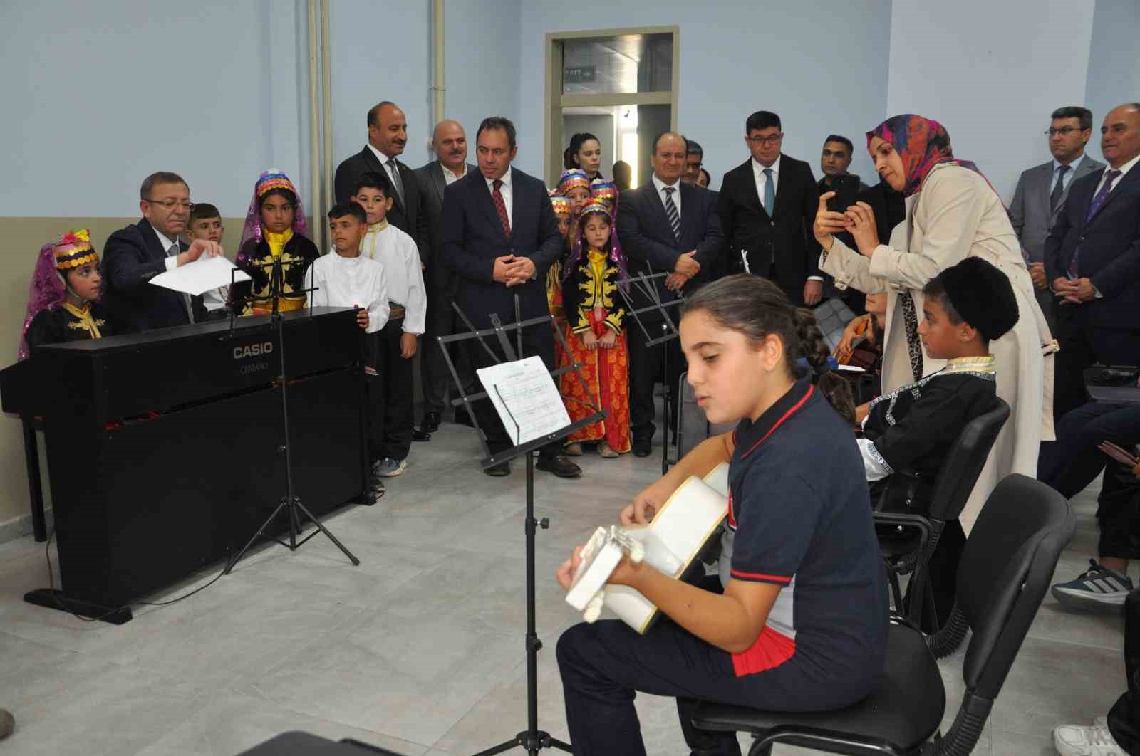 Kars&rsquo;ta 2025-2026 ders zili &ccedil;aldı
