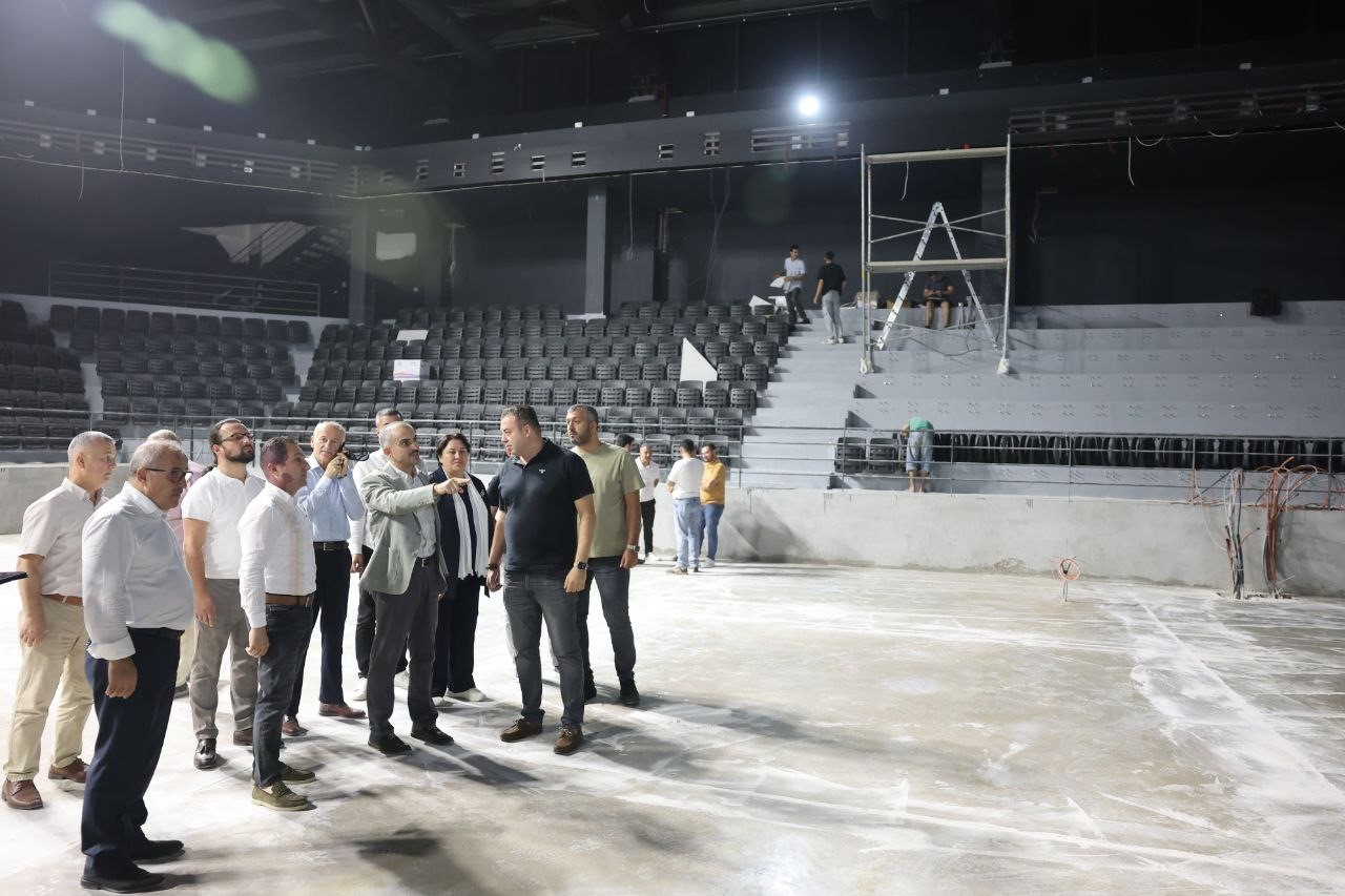 Çiftçi, yapımı devam eden projeleri inceledi
