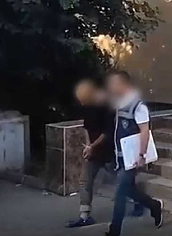 Batman&rsquo;da filmleri aratmayan g&ouml;&ccedil;men ka&ccedil;ak&ccedil;ılığı operasyonu
