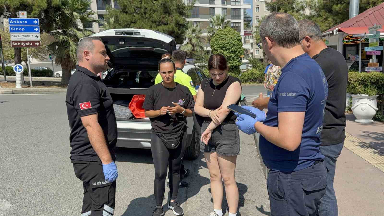 Samsun&rsquo;da motosiklet ile otomobil &ccedil;arpıştı: 2 yaralı
