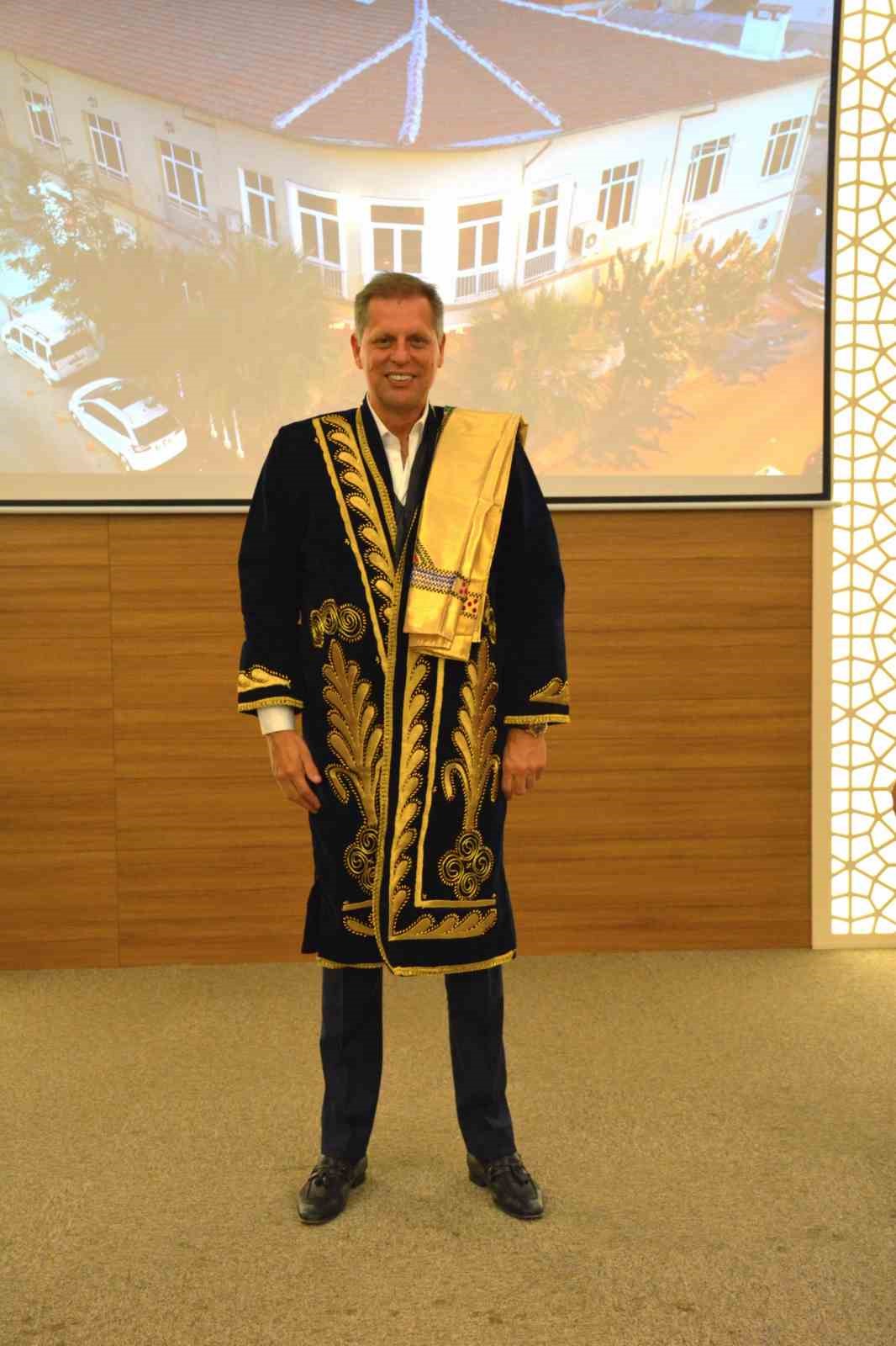 &Ouml;zkasap, &Ouml;zbekistanlı &uuml;z&uuml;m &uuml;reticilerini bilgilendirdi
