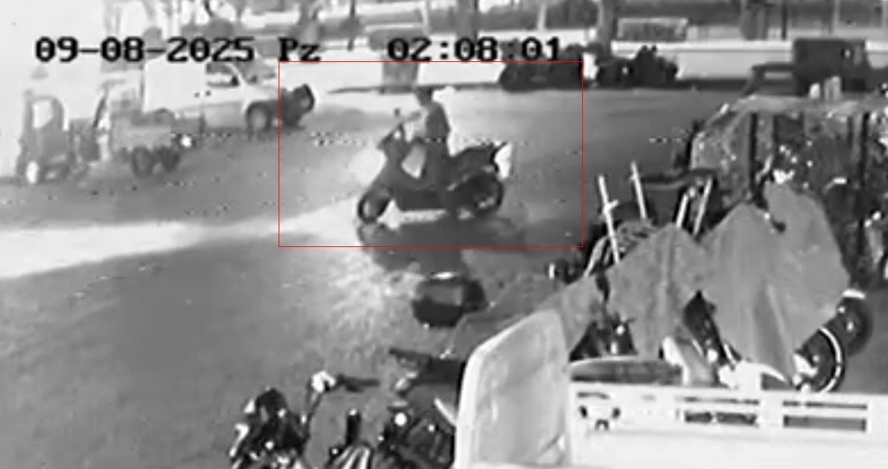 Aynı yerden iki motosiklet çalan şahsın hırsızlık anı güvenlik kamerasında