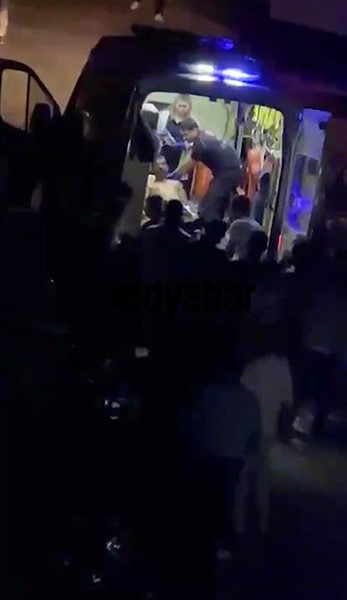 Baldız, eniştesini kolundan ve kal&ccedil;asından bı&ccedil;aklayarak yaraladı
