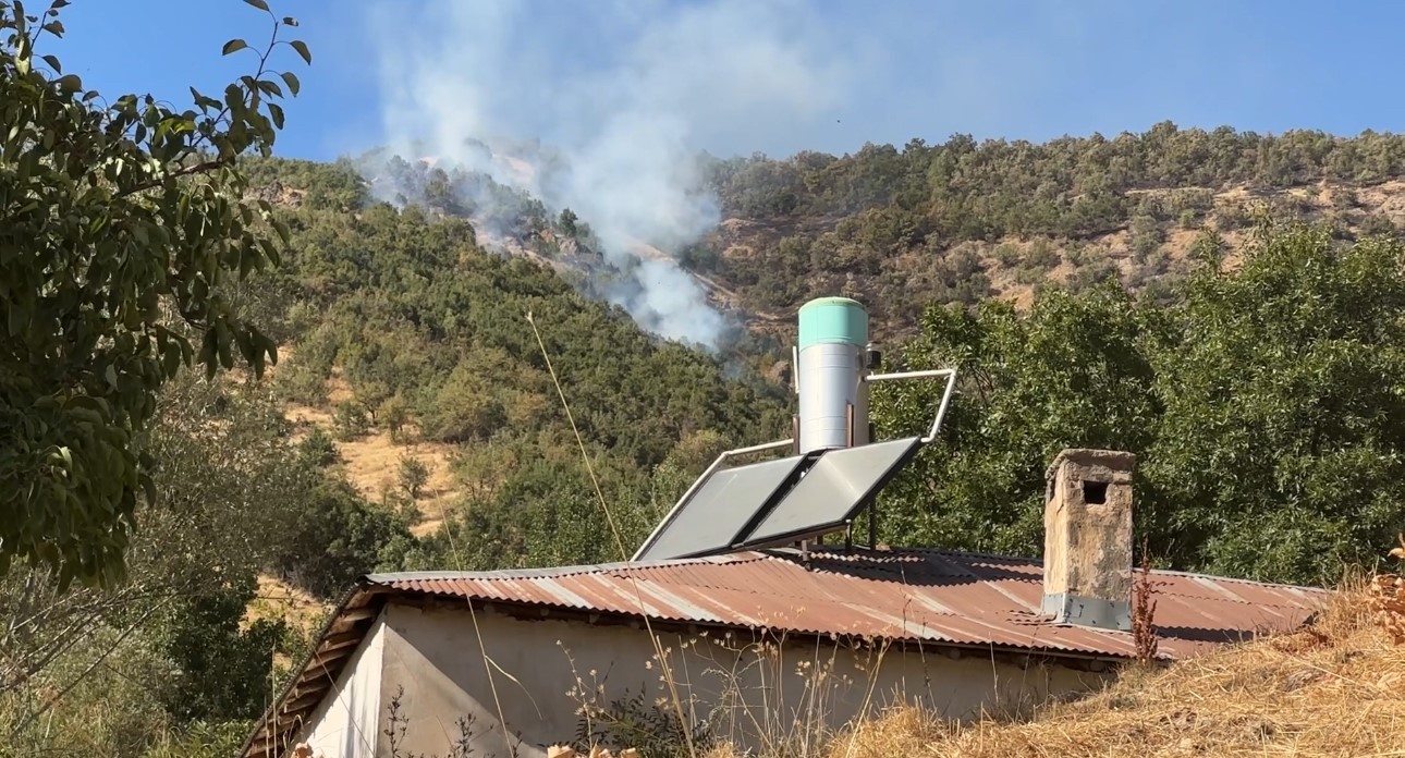 Şemdinli&rsquo;deki yangına havadan m&uuml;dahale devam ediyor
