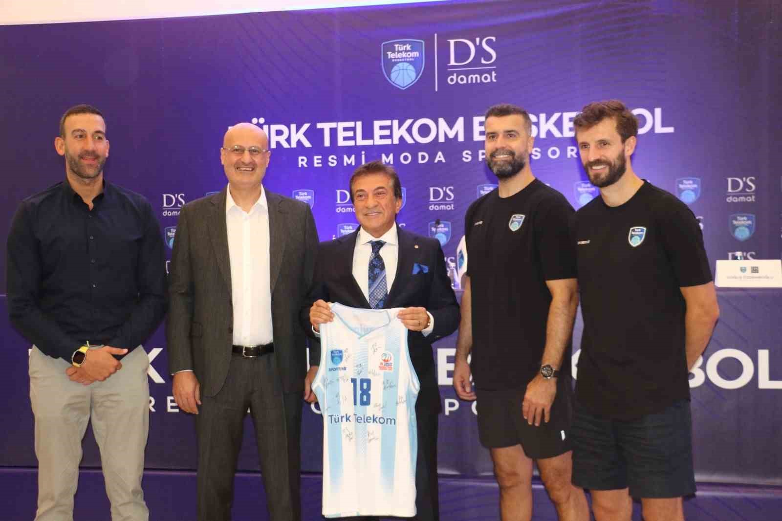 Türk Telekom Erkek Basketbol Takımı ile D’S damat arasında sponsorluk anlaşması