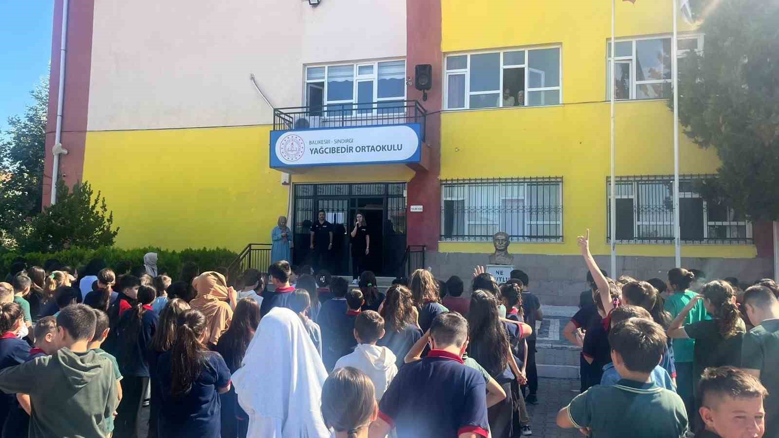 Sındırgı&rsquo;da &ouml;ğrenciler deprem bilinciyle yetişiyor
