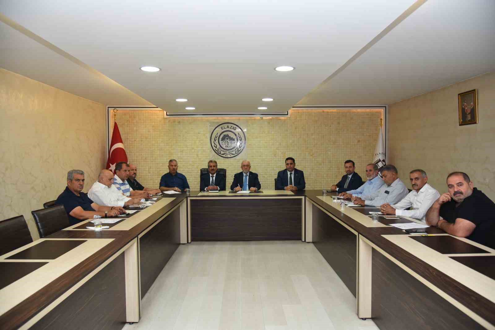 Elazığ Ticaret Borsası Meclis Toplantısı&rsquo;nda atıl kaynakların &uuml;retime kazandırılması ve istihdam g&ouml;r&uuml;ş&uuml;ld&uuml;
