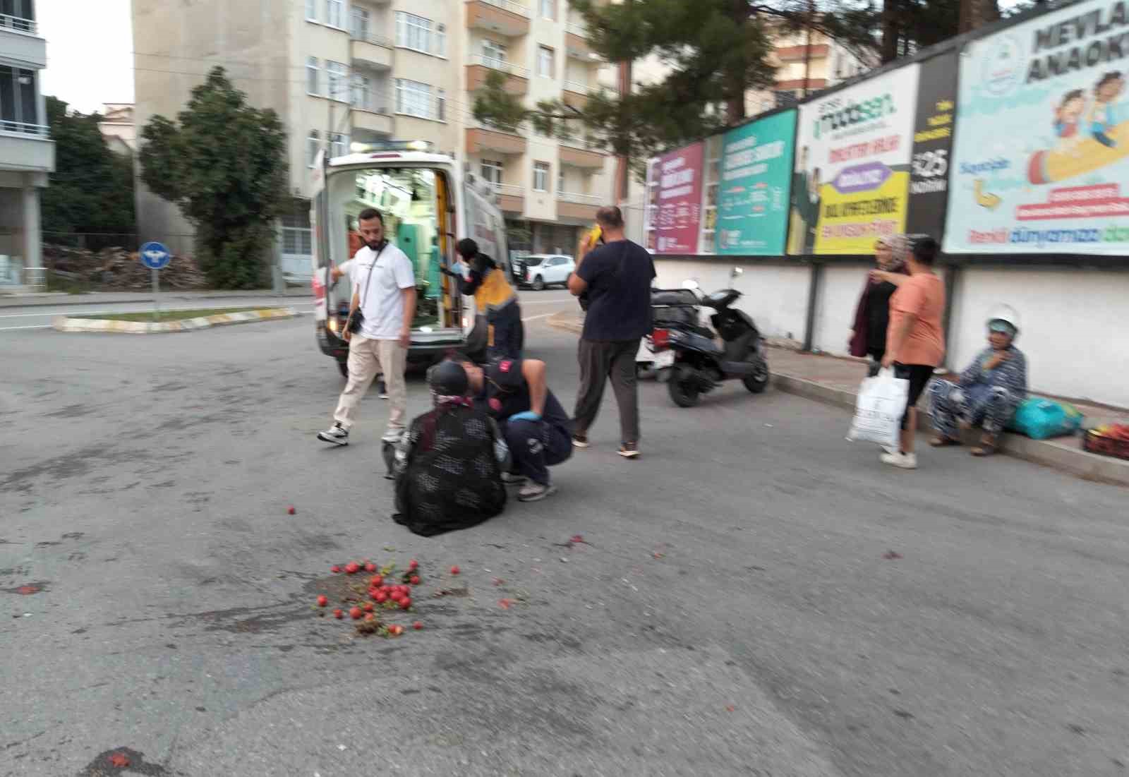 Bafra&rsquo;da 3 tekerlekli bisiklet devrildi: 2 yaralı
