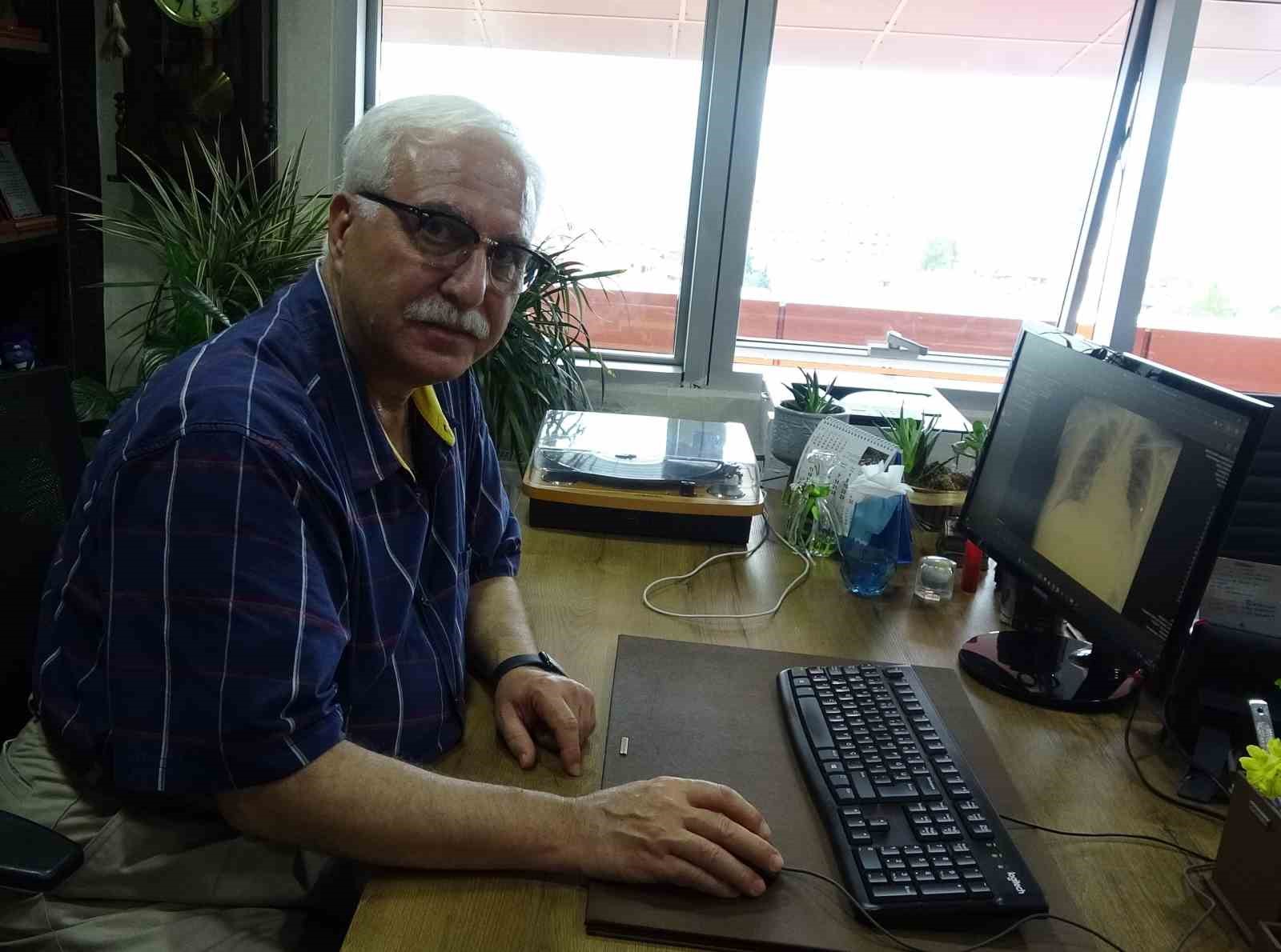 Prof. Dr. Tevfik Özlü: "Okullar ’enfeksiyon fidesi’ olabilir"