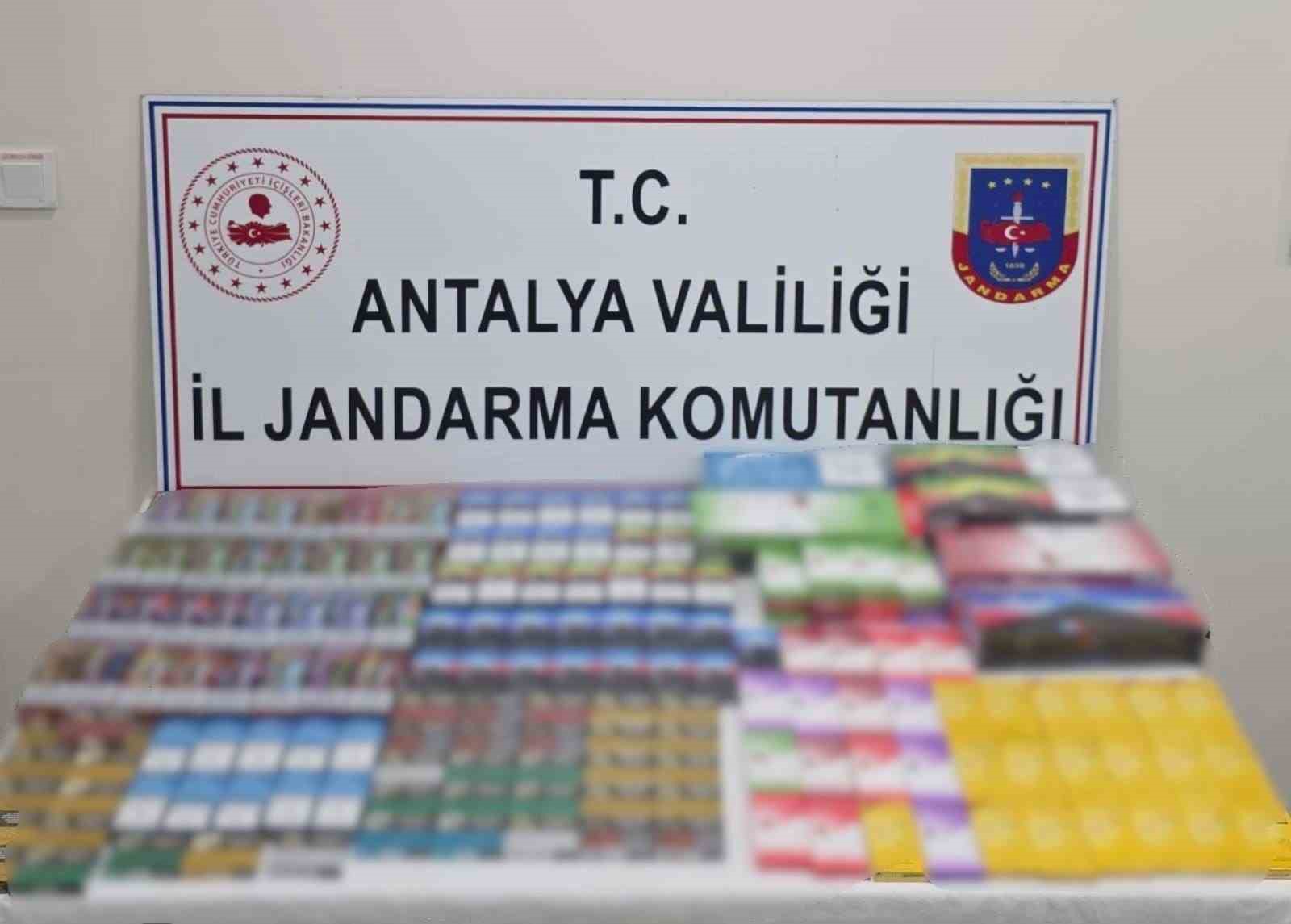 Antalya’da kaçak sigara operasyonu