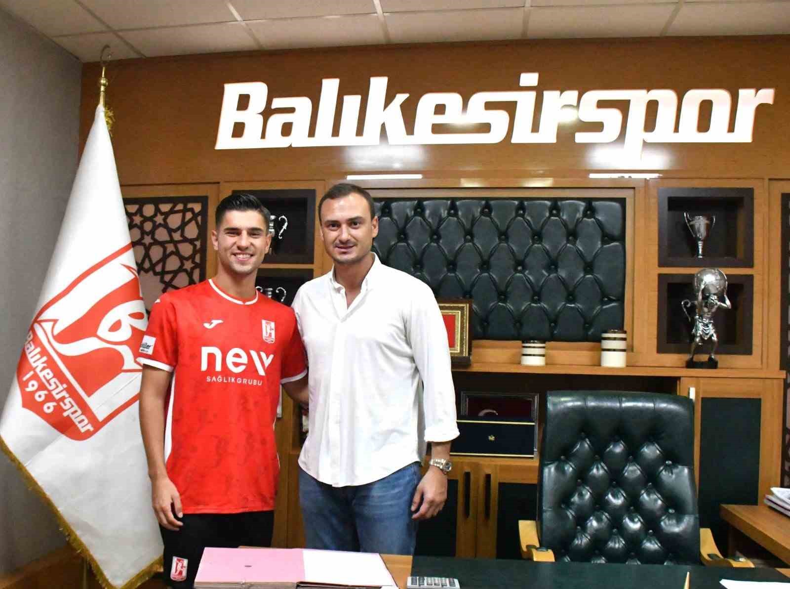 Balıkesirspor, Ahmet Necat Aydın ile sözleşme imzaladı
