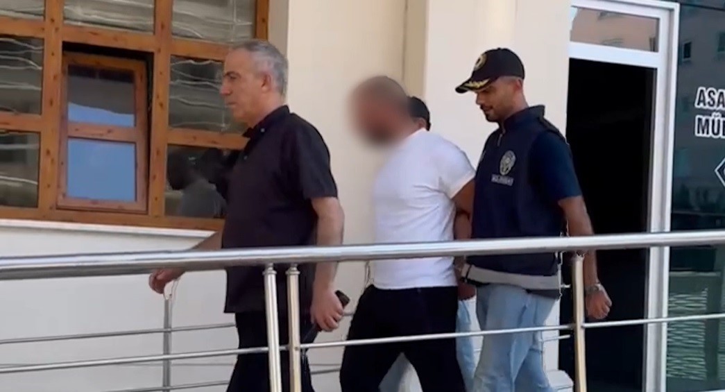 42 dosyadan yıllarca hapis yattı, çıkınca 10 ev soyan şahıs tekrar yakalandı