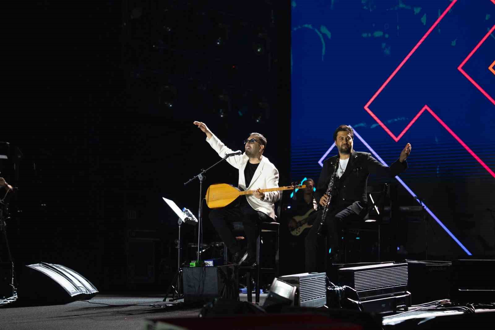 Altunsaray’ın türküleri, Çağrı’nın klarnetiyle buluştu