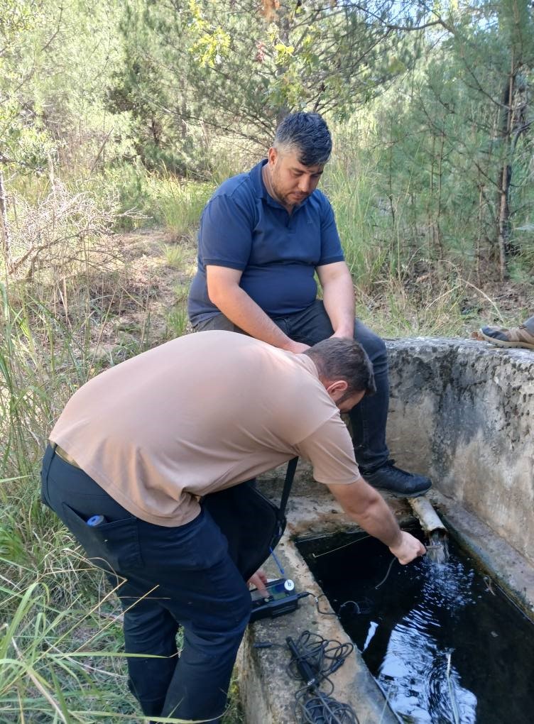 Gediz G&ouml;kler Beldesinde sıcak su arama &ccedil;alışmaları başlatıldı
