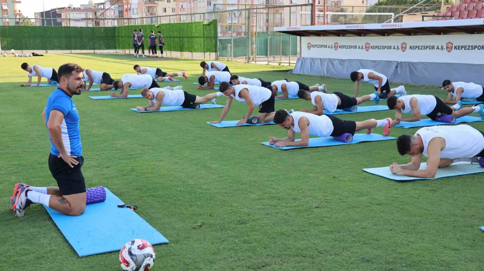 Kepezspor, Kastamonuspor maçına hazırlanıyor
