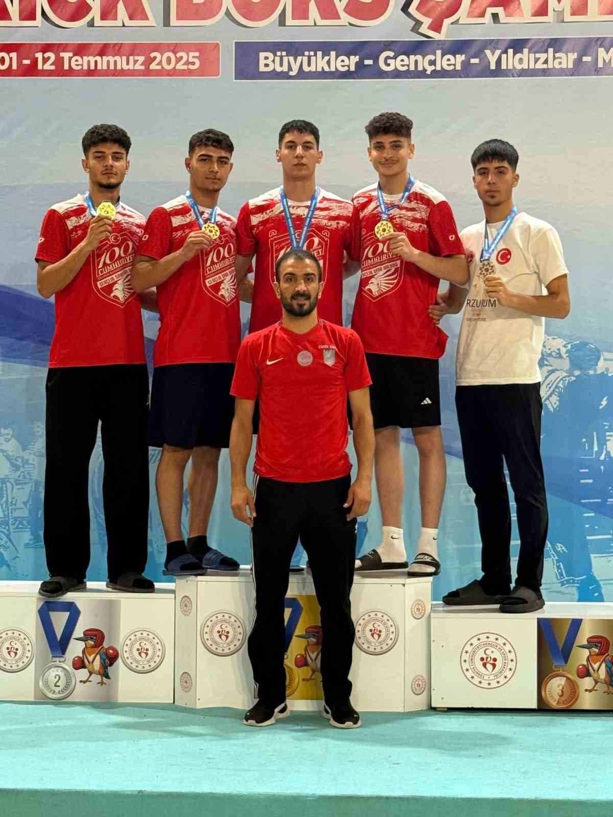 Avrupa şampiyonası için İtalya’ya uçtular