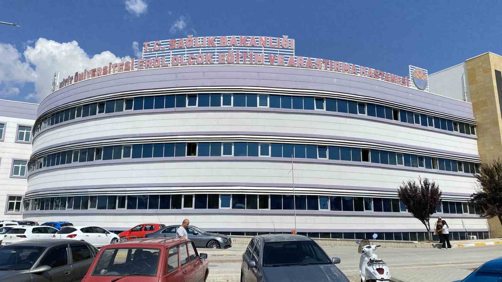 Çorum’da çocukların da olduğu iki grup arasında bıçaklı kavga: 1’i ağır 2 yaralı