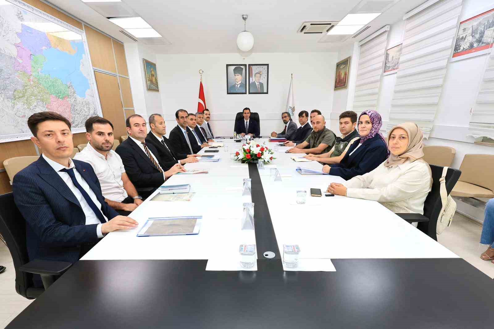 Nemrut Kalderasının ulaşım ve alt yapı hizmetleri ele alındı
