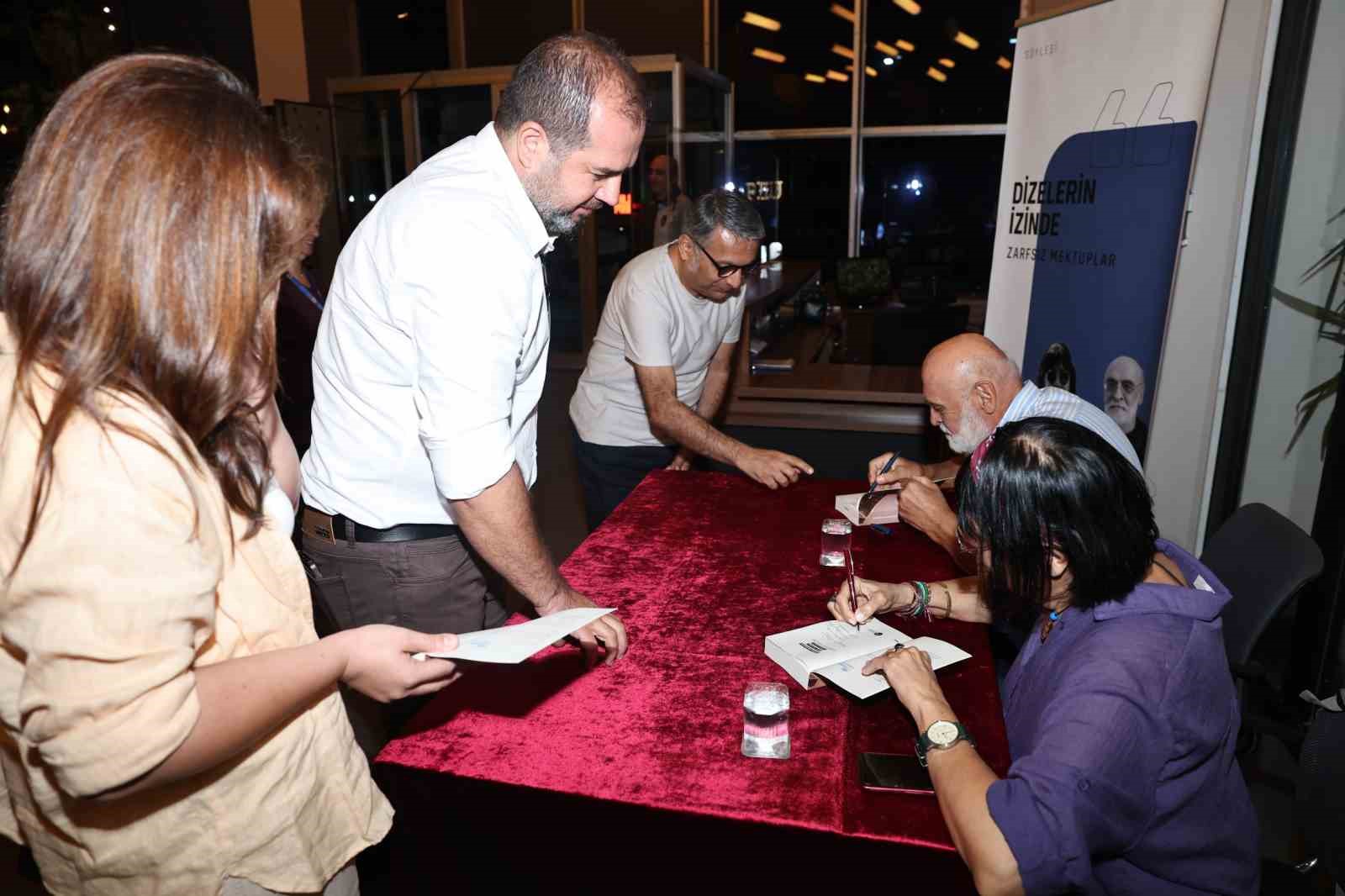 Nil&uuml;fer&rsquo;de mektup k&uuml;lt&uuml;r&uuml; konuşuldu
