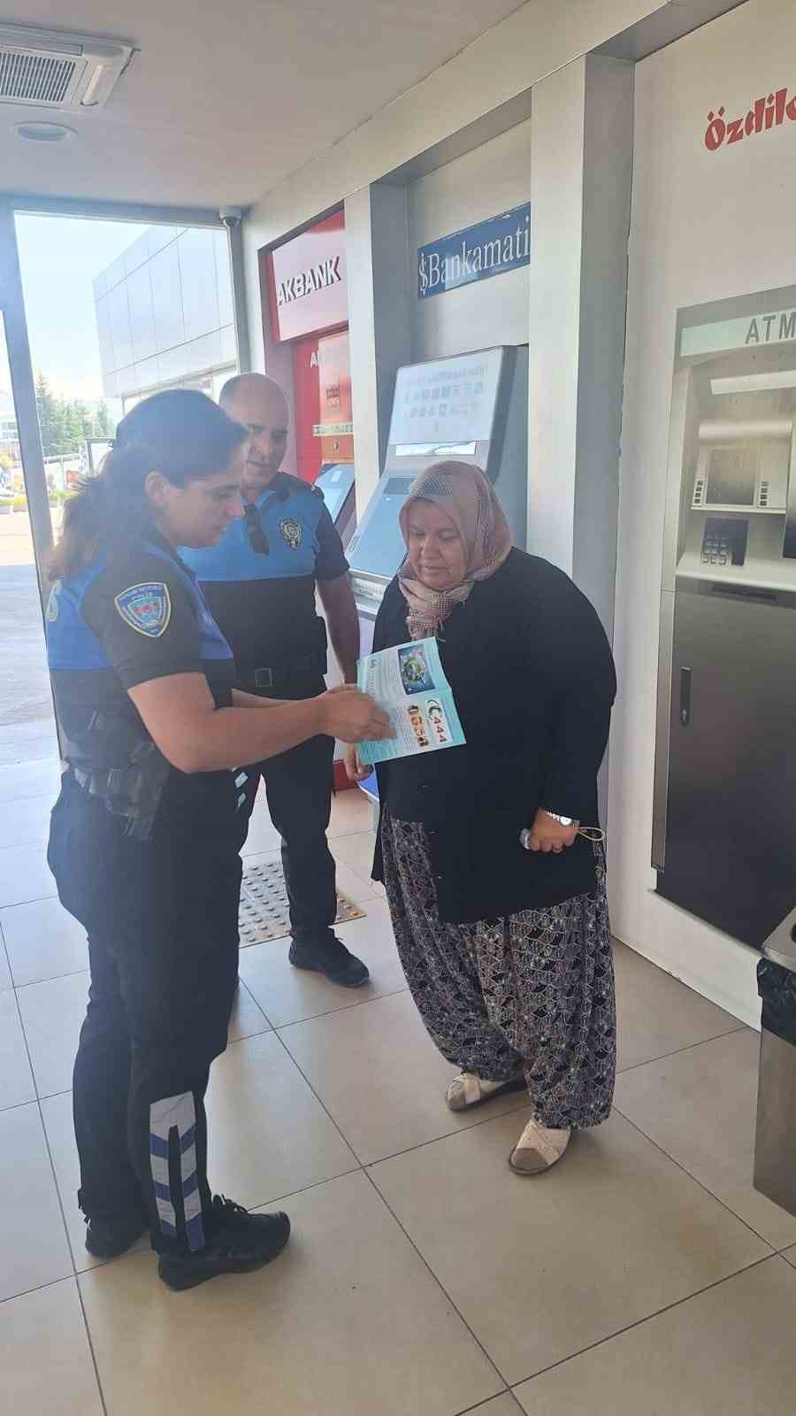 Vatandaşlar dolandırıcılık olaylarına karşı bilgilendirildi
