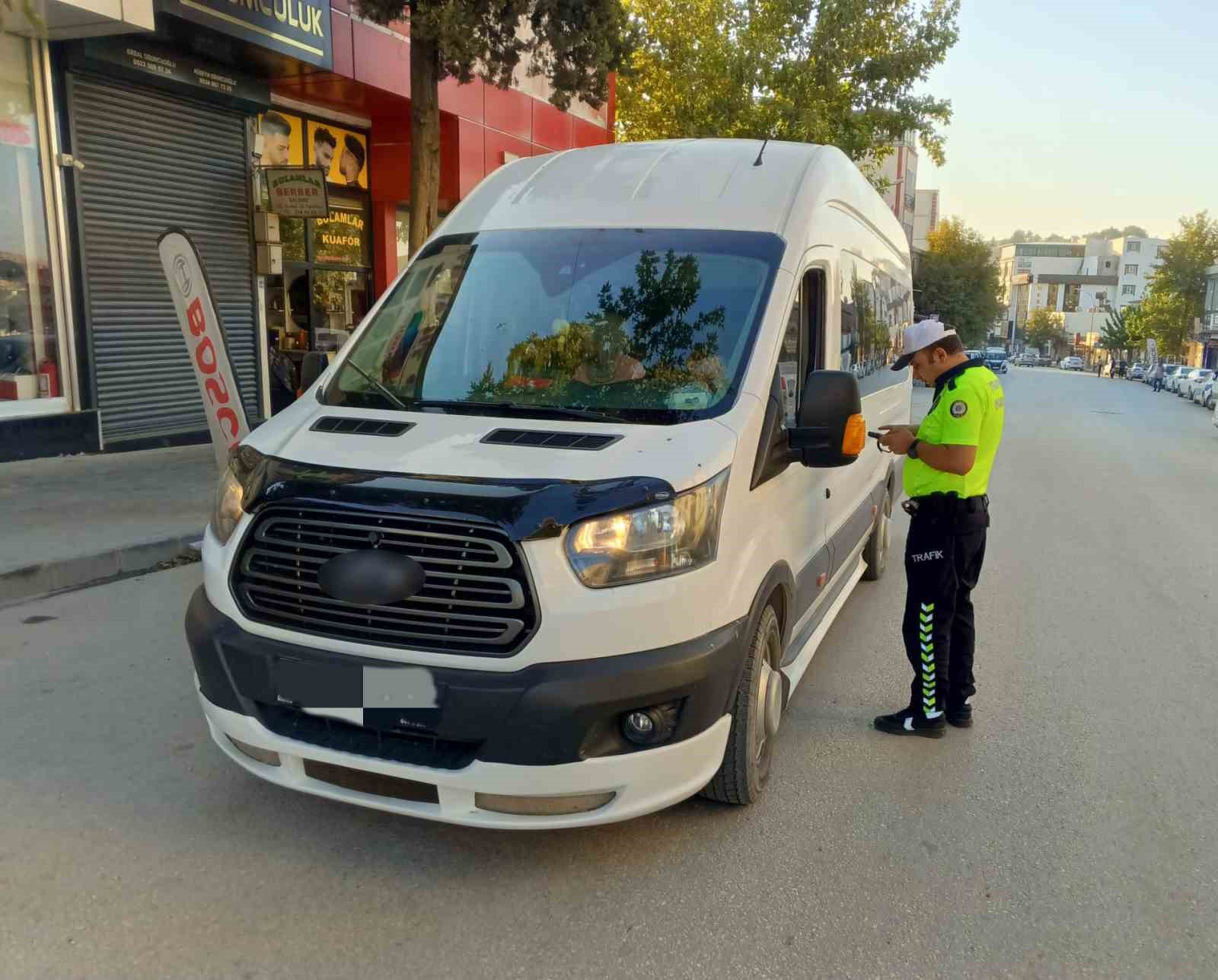 Okul servislerine sıkı denetim