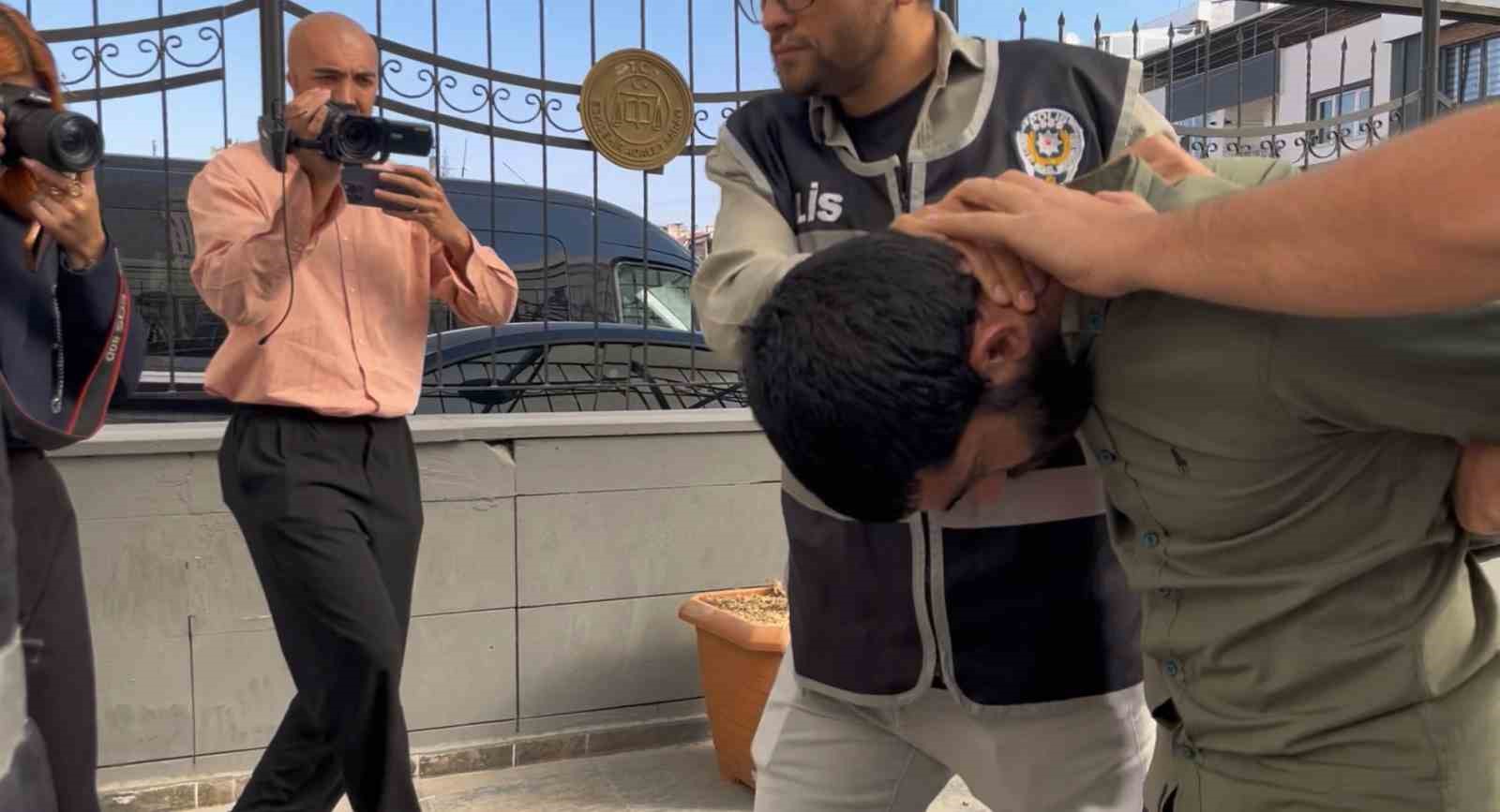 Eşini sokak ortasından döven şahıs adliyeye sevk edildi