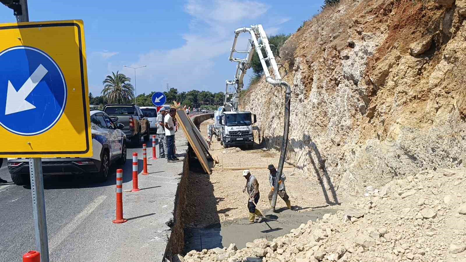 Manavgat çevre yolunda sel baskınları sona erecek