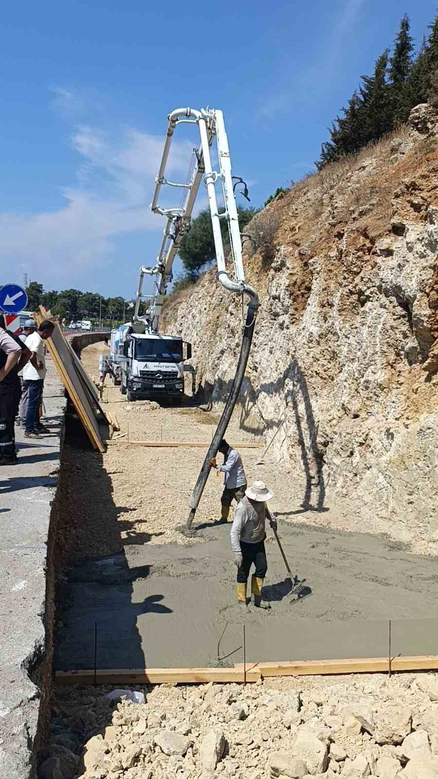 Manavgat çevre yolunda sel baskınları sona erecek