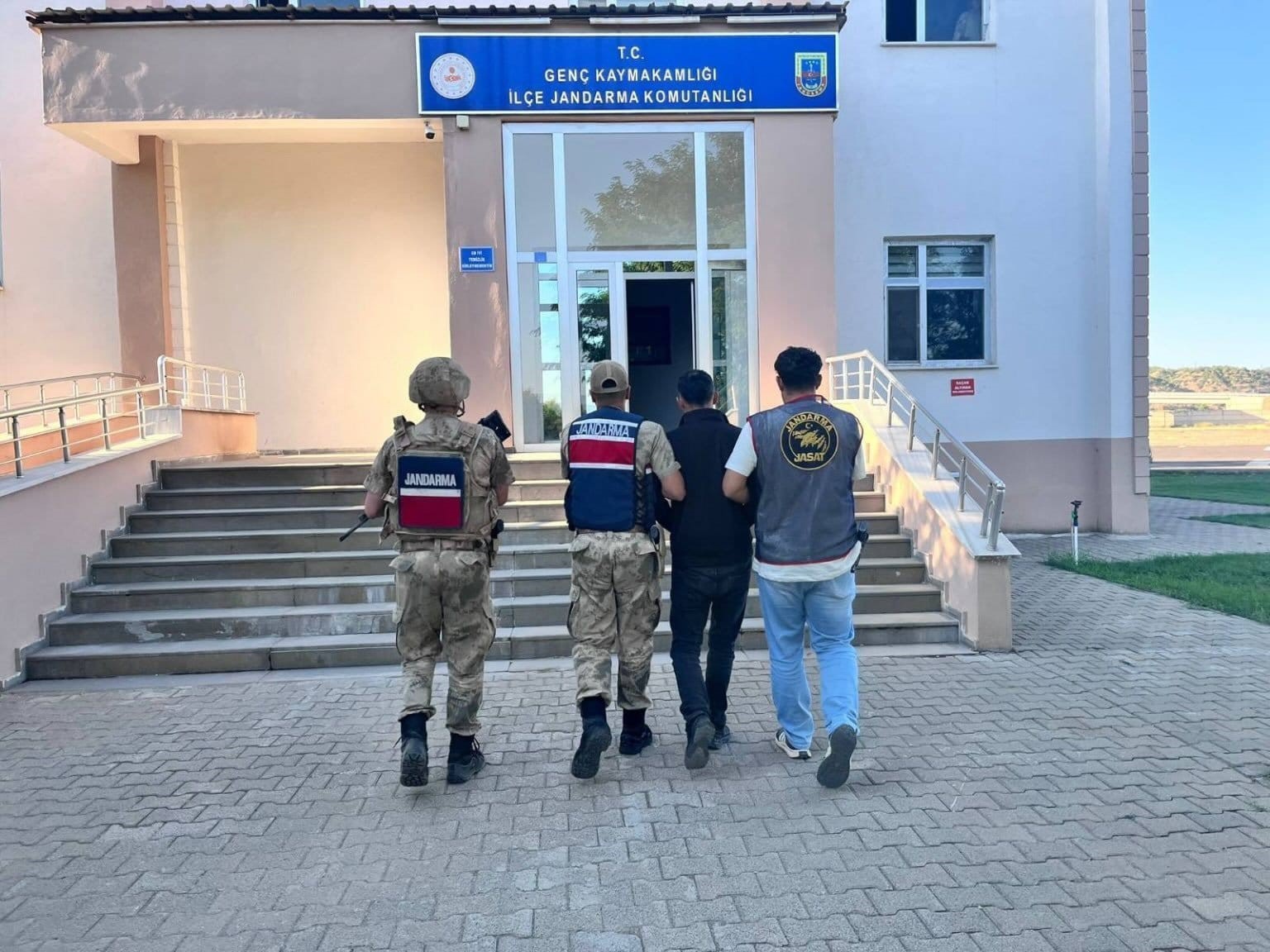 Bingöl’de kesinleşmiş hapis cezası bulunan zanlı yakalandı