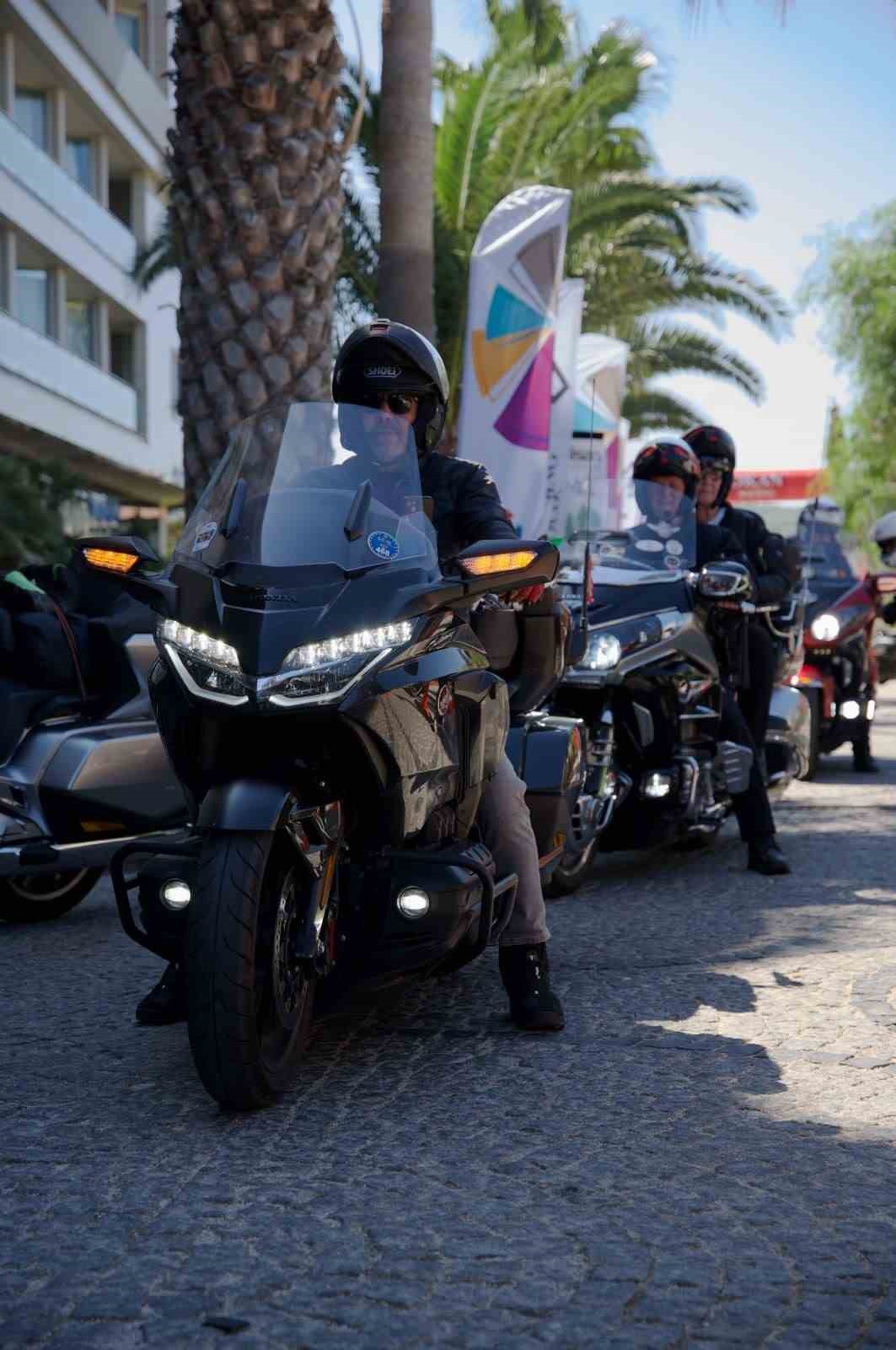 10. Uluslararası T&uuml;rkiye Treffen &Ccedil;eşme-Ala&ccedil;atı&rsquo;da başladı
