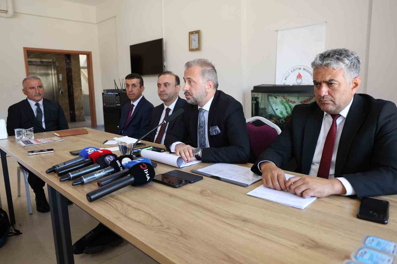 Elazığ Milli Eğitim Müdürü Şahin: "Maarif Modeli ile eğitimde sadeleşme ve beceri temelli yaklaşım başladı"
