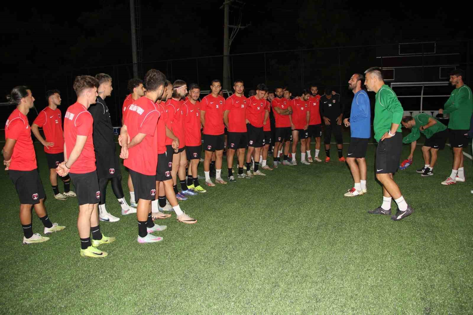 Denizli İdmanyurdu kritik Nazillispor maçı hazırlıklarını sürdürüyor