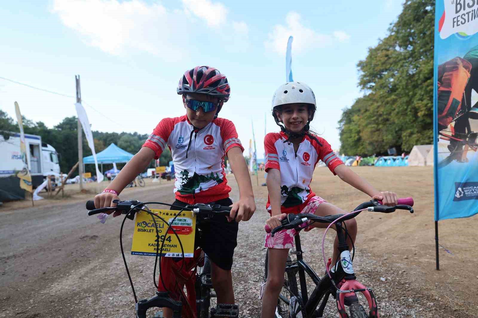 Pedallar Gazze i&ccedil;in &ccedil;evrildi
