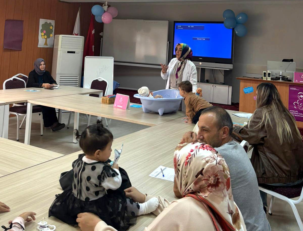 Sağlıklı Hayat Merkezlerinde "Bebek Akademileri" Eğitimi başladı
