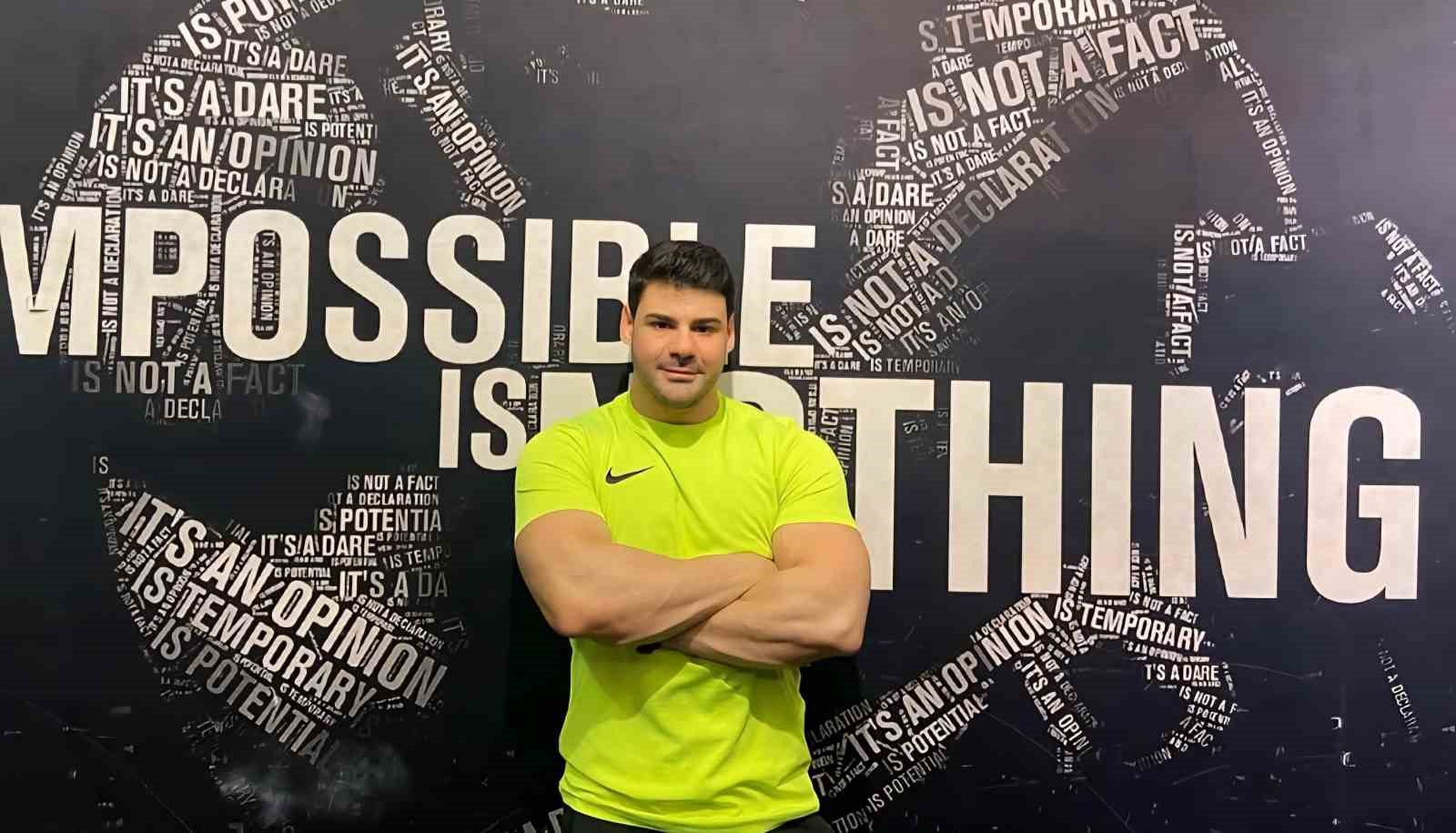 Doğum g&uuml;n&uuml;nde kaza yapan gen&ccedil;, memleketinde toprağa verildi
