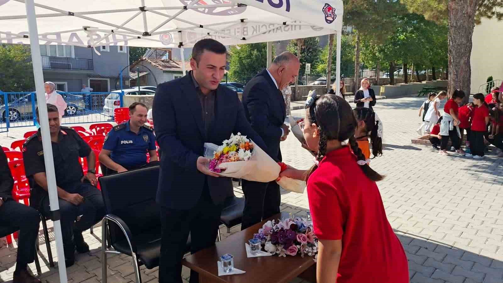 Hisarcık’ta İlköğretim Haftası kutlandı