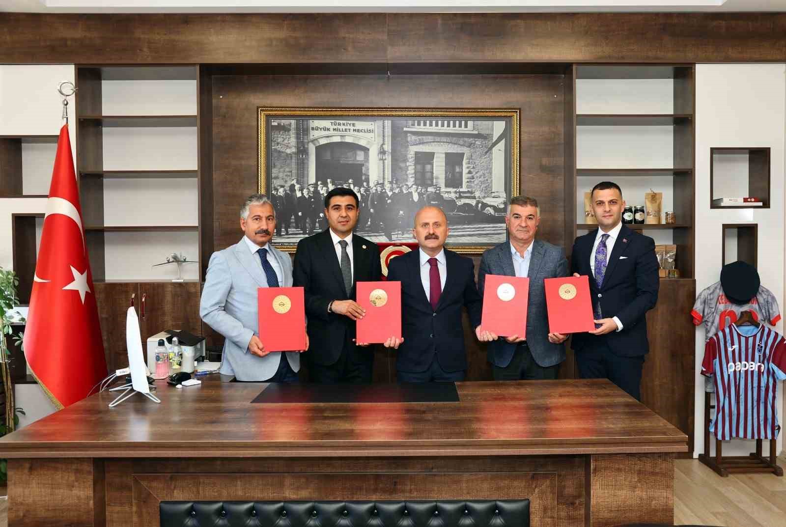 Tut ilçesinde dut ve incir fidelerinin yetiştirilecek