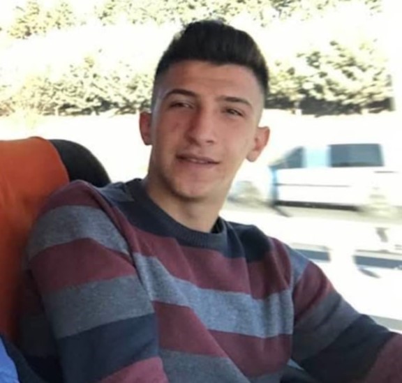 Edirne’de genç arabasında ölü bulundu