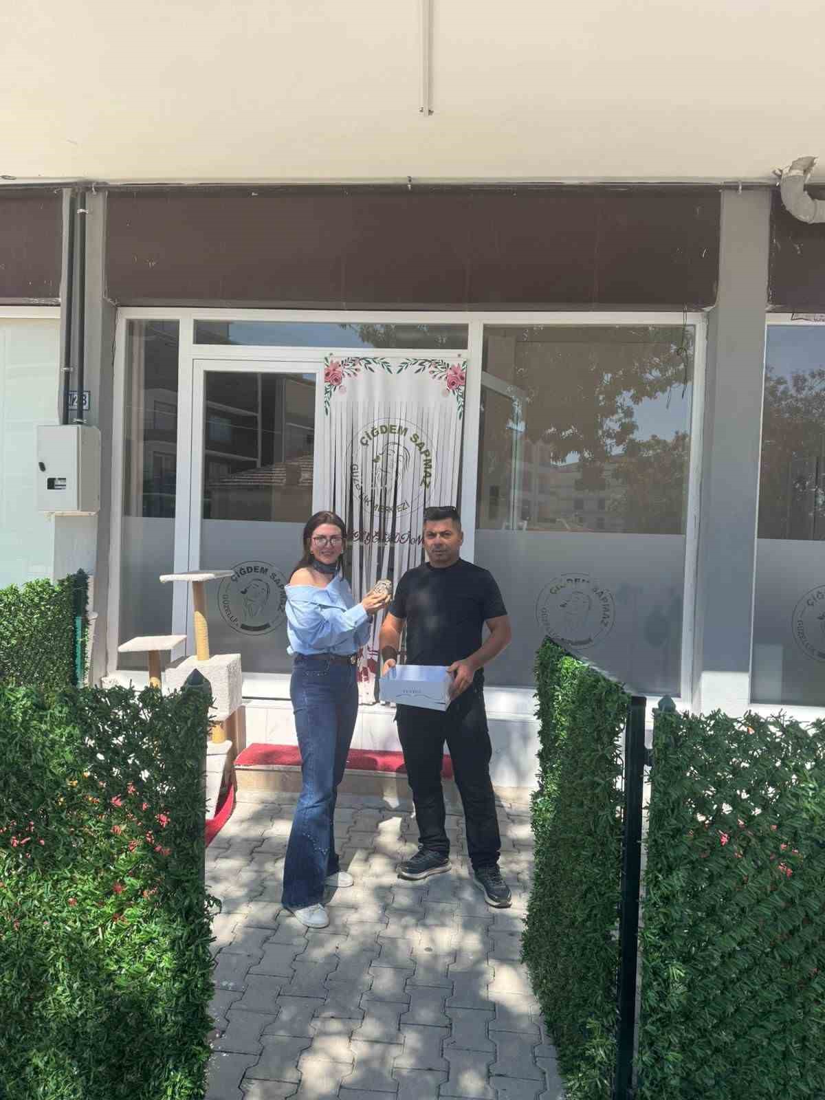 Karapınar&rsquo;da bulunan yaralı baykuş koruma altına alındı
