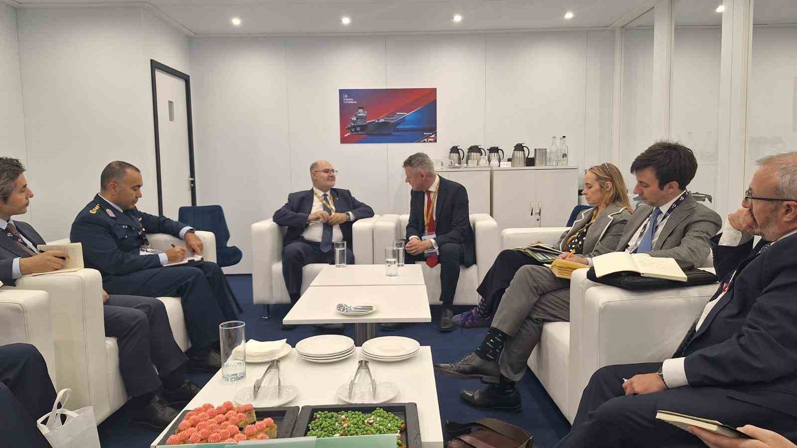Bakan Yardımcısı Kavaklıoğlu, Birleşik Krallık Savunma Tedarikinden Sorumlu Bakanı Pollard ile bir araya geldi