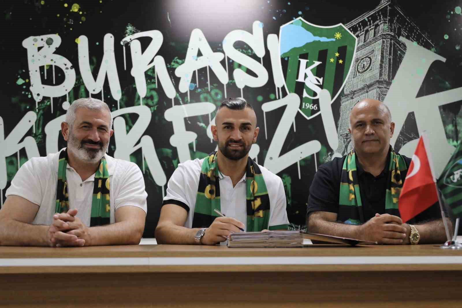 Kocaelispor, Serdar Dursun’u transfer etti