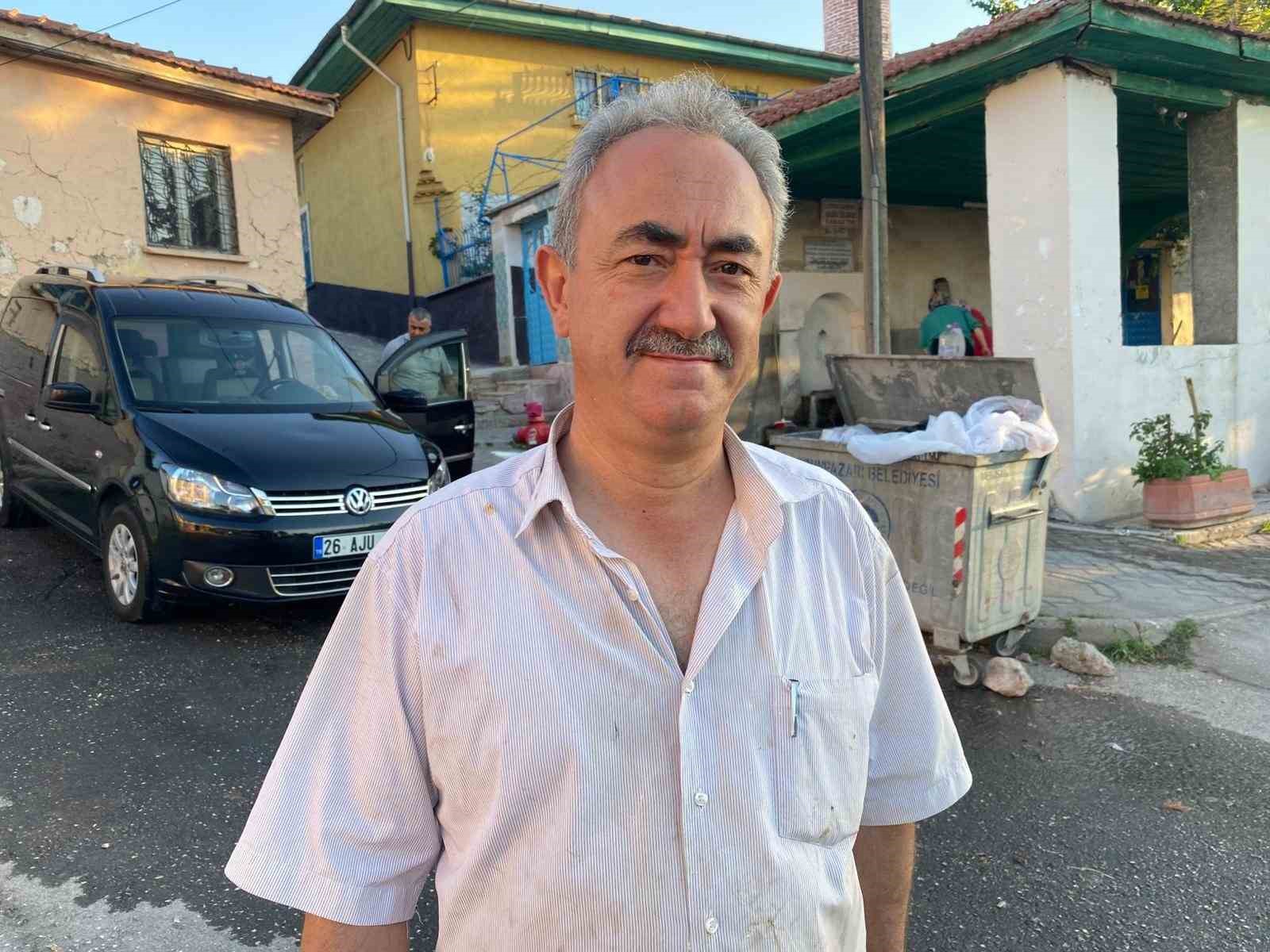 (&Ouml;ZEL) Halka a&ccedil;ık &ccedil;eşmelerde vatandaş yoğunluğu
