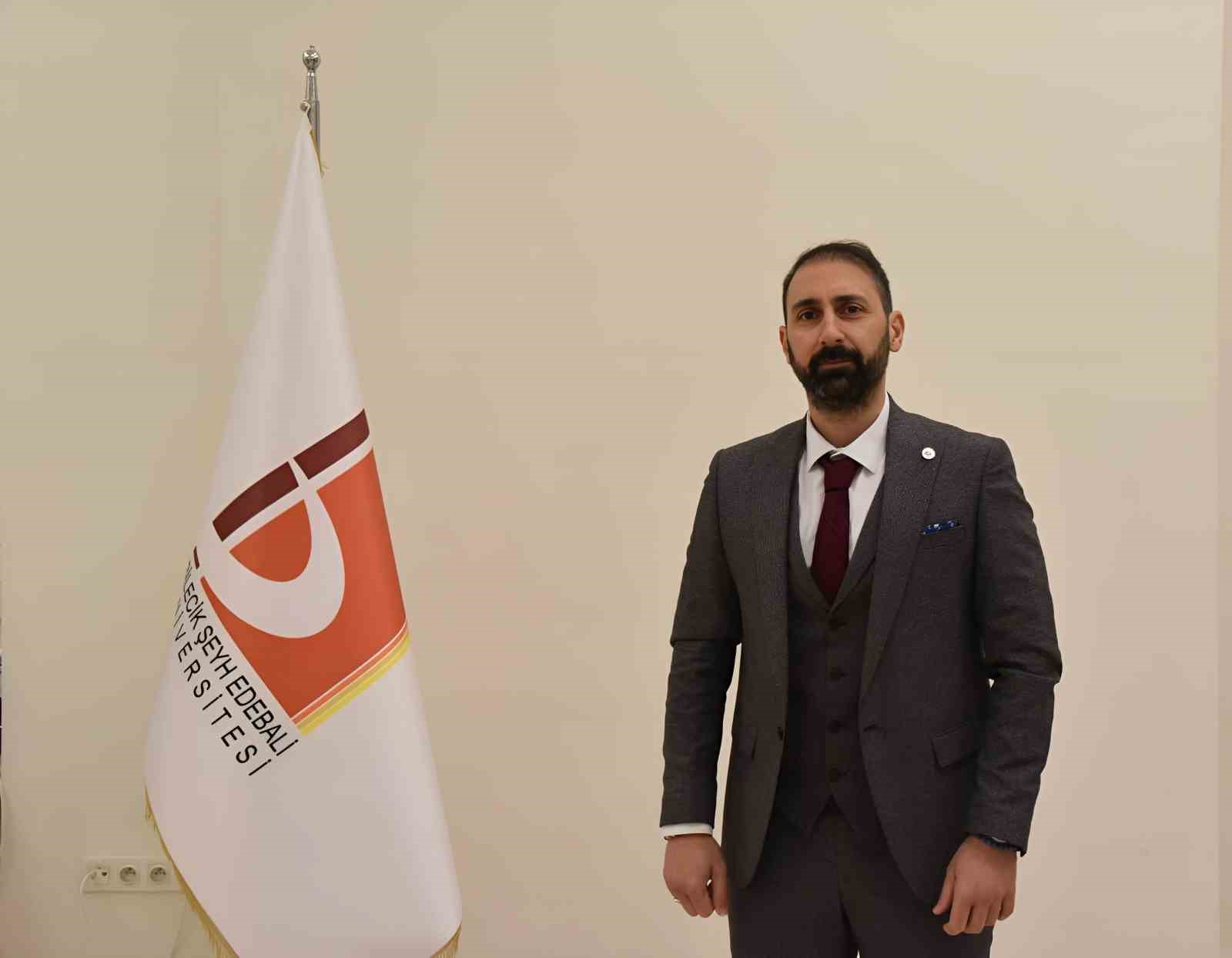 Van G&ouml;l&uuml;&rsquo;nde &ccedil;ekilme ve kirlilik alarmı: "&Ouml;nlem alınmazsa ekosistem tehdit altında"
