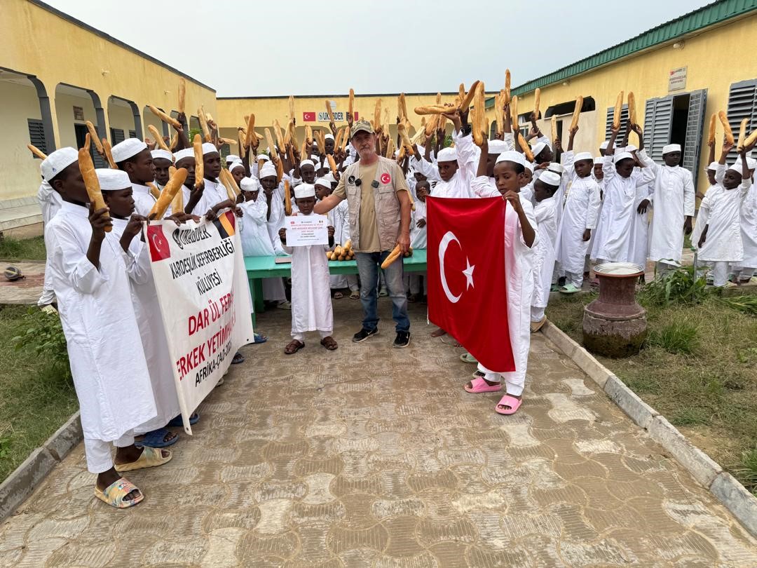 UKABDER’den Çad’daki yetimlere kardeşlik eli: Türkçe ve Kur’an-ı Kerim eğitimiyle geleceğe umut