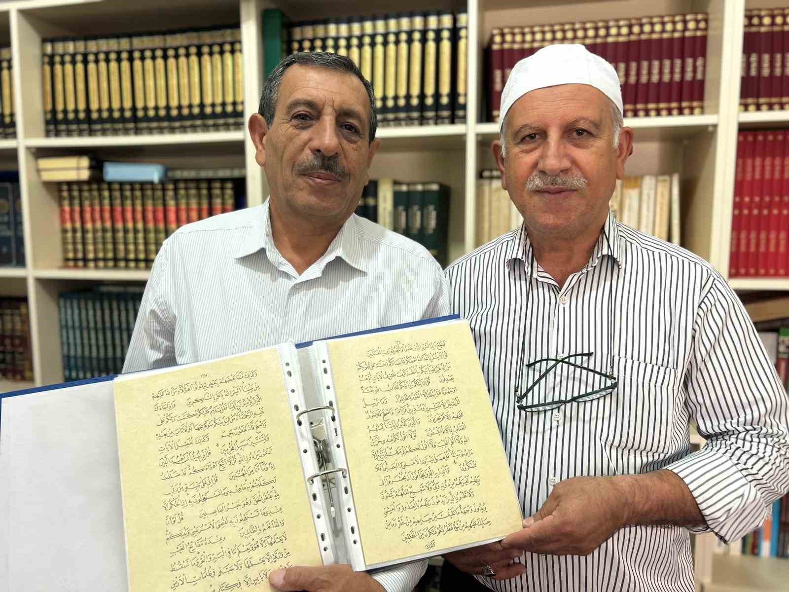 Van&rsquo;da emekli &ouml;ğretmen Kur&rsquo;an-ı Kerim&rsquo;i el yazısıyla tamamladı
